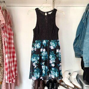 Floral Lace Cocktail Dress